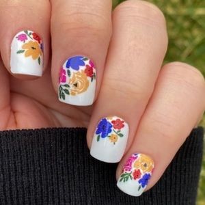 Color Street Bloomer Has It